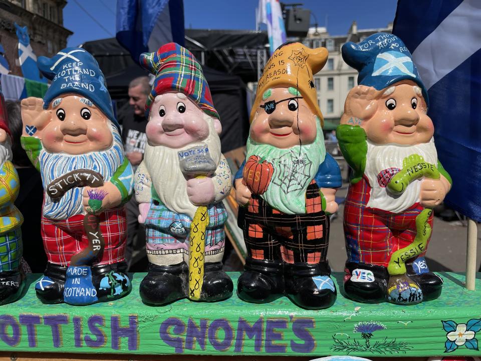 gnomes