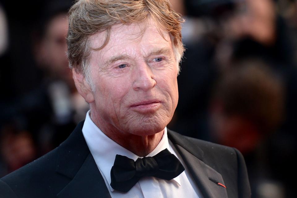 Als Schlitzohr, cleverer Bursche, Einzelkämpfer und romantischer Held ist Robert Redford aus der Geschichte Hollywoods nicht wegzudenken, ebenso wenig als Regisseur und Produzent: Mit "Ein Gauner und Gentleman" war der 87-Jährige zuletzt im Kino zu sehen, womöglich zum letzten Mal - wenn Redford seinen angekündigten Rückzug wirklich wahr macht. (Bild: Michael Buckner/Getty Images)