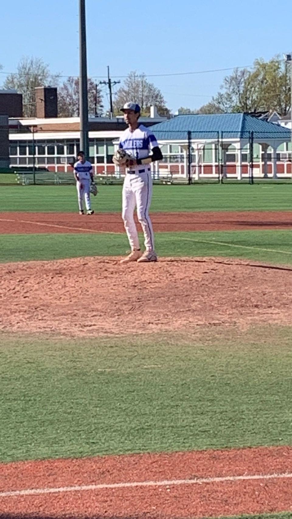 Carteret baseball player Nick Kee