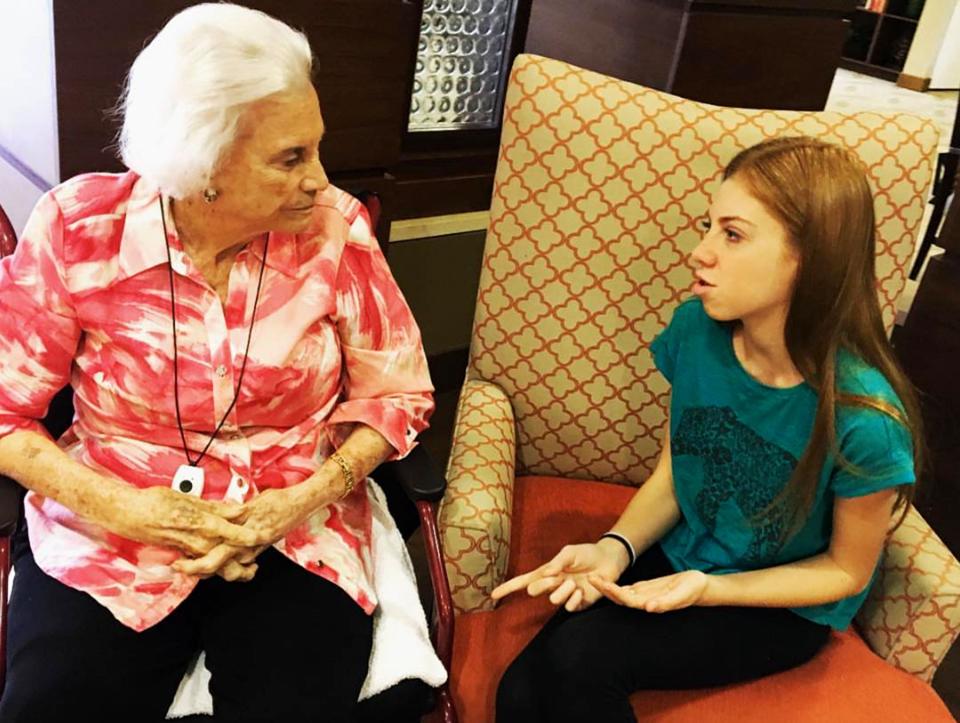 Justice Sandra Day O’Connor and Scout Jones talking about books they’d read during a 2018 Arizona trip to see O’Connor. | RonNell Andersen Jones