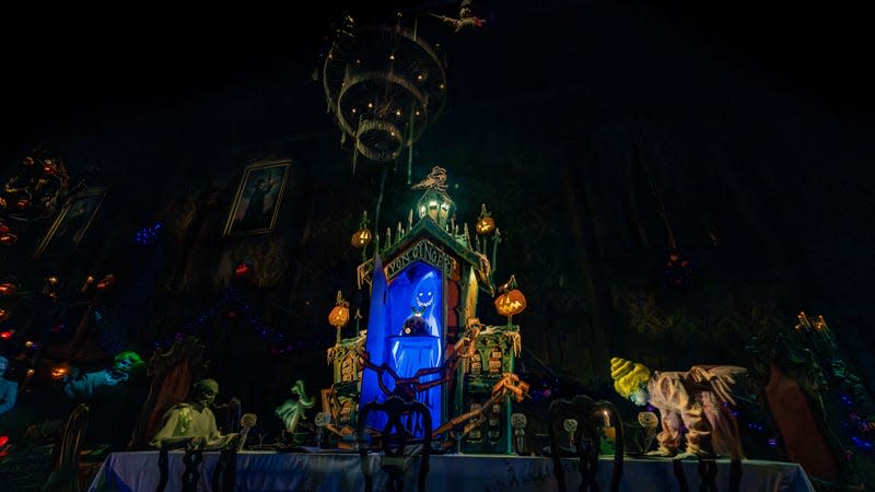 The Haunted Mansion Holiday Disneyland