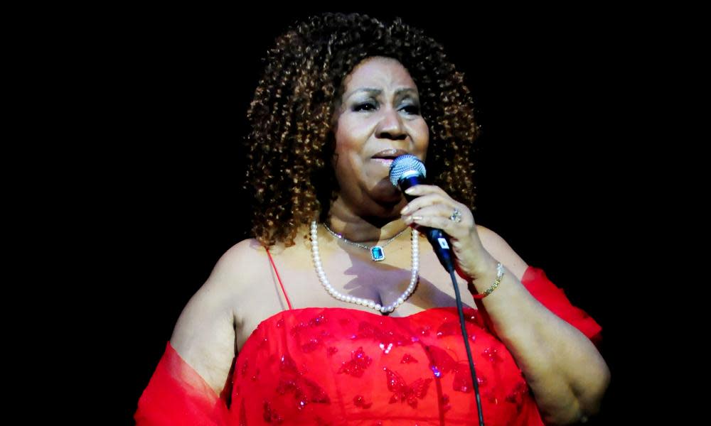 Aretha Franklin performing in 2010