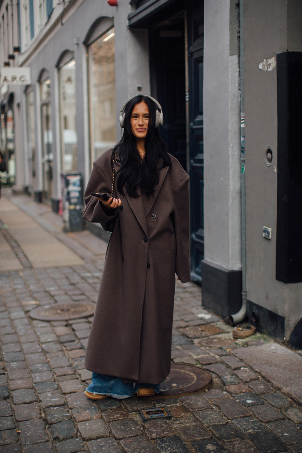 Fashion Week de Copenhague : un manteau oversized