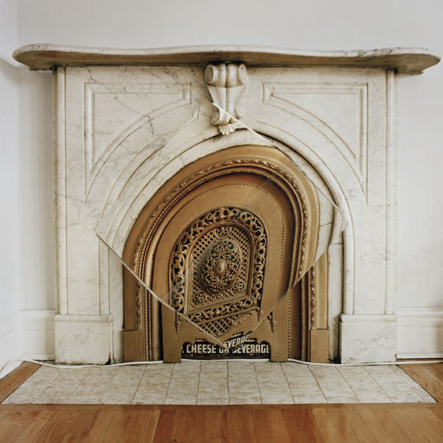 01Windsor_petitemaison_fireplace