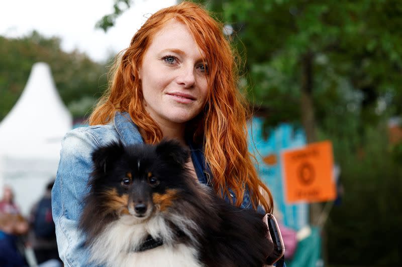 Hundreds of redheads from around the world take part in annual festival in Netherlands