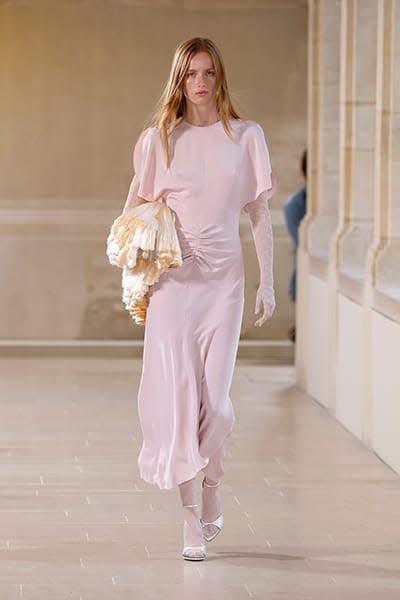 Victoria-Beckham-SS23