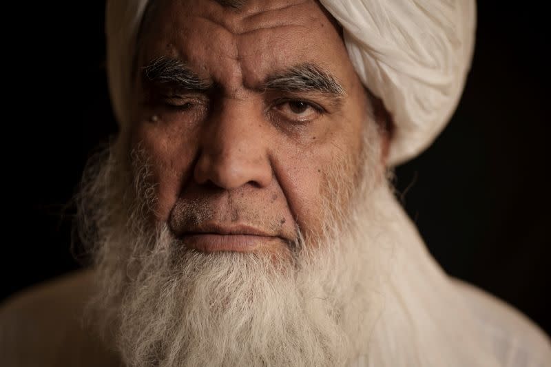 ▲已經超過60歲的圖拉比，是塔利班組織裡觀念保守、作風較強硬的一員。他因抵禦入侵阿富汗的蘇聯軍隊而失去右眼及一條腿。（圖／美聯社／達志影像）
