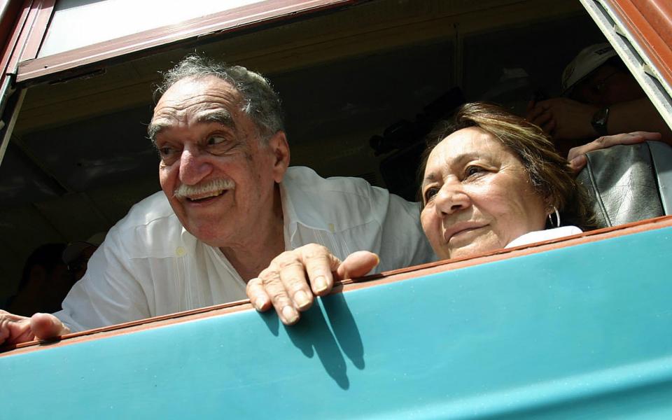 Gabriel Garcia Marquez with his wife Mercedes, in 2007 - AFP