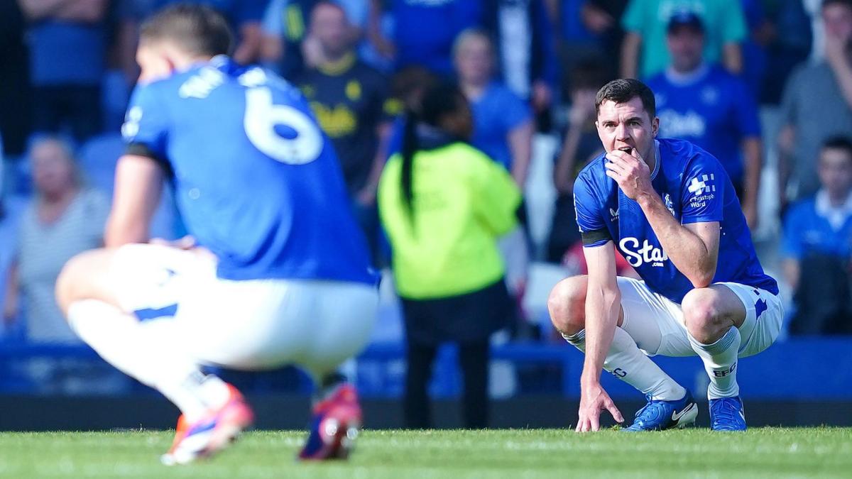 Everton collapse ‘a lack of leadership’ – Murphy