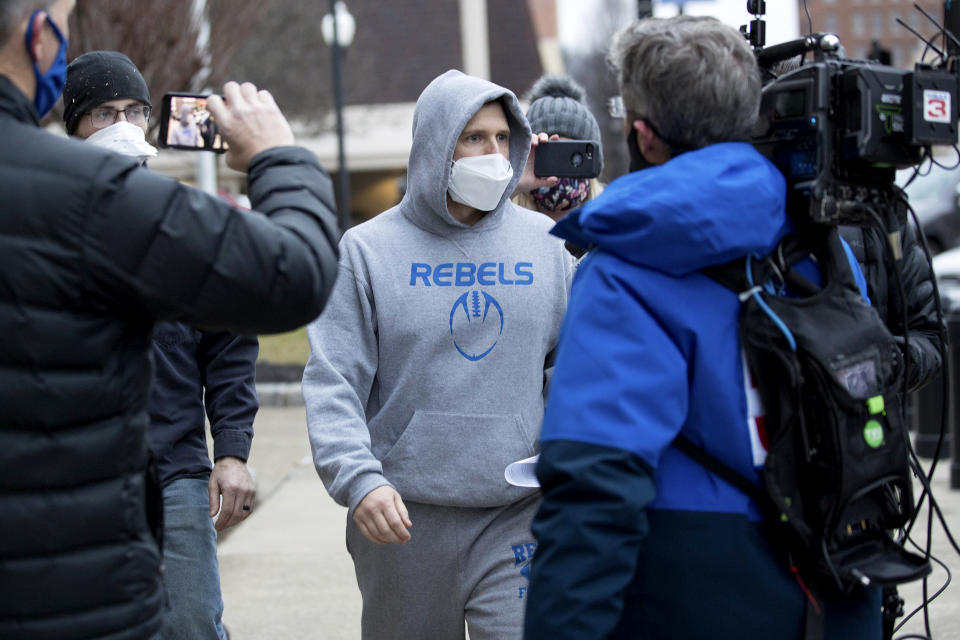 Image: Riot in the Capitol (Sholten Singer / The Herald-Dispatch via AP)