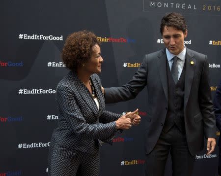 Canada's Prime Minister Justin Trudeau is given a two thumbs up as he welcomes Michaelle Jean, Secretary General of La Francophonie to the Fifth Replenishment Conference of the Global Fund to Fight AIDS, Tuberculosis, and Malaria in Montreal, Quebec, Canada September 17, 2016. REUTERS/Christinne Muschi