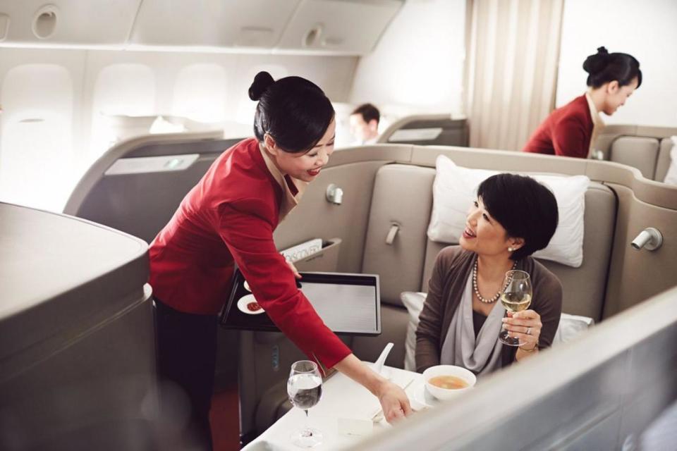 (Cathay Pacific Airways)