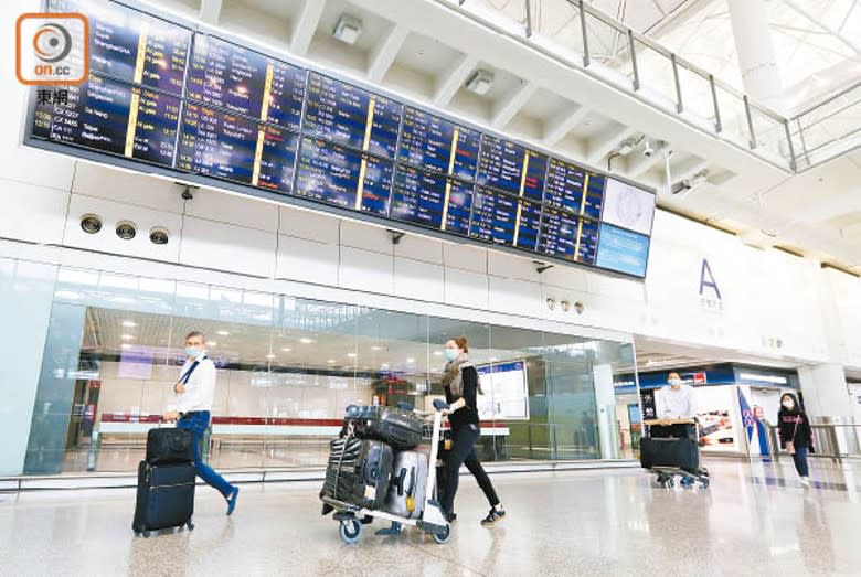 今年4月起，港府陸續禁止外傭來源地的航機赴港。