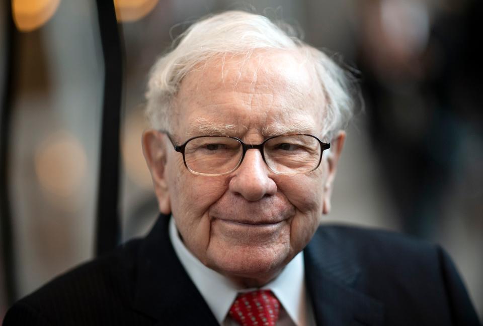 Warren Buffett, CEO of Berkshire Hathaway, attends the 2019 annual shareholders meeting in Omaha, Nebraska, May 3, 2019. (Photo by Johannes EISELE / AFP)        (Photo credit should read JOHANNES EISELE/AFP via Getty Images)