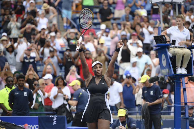 Una de sus victorias recientes: Serena Williams celebra después de derrotar a Nuria Parrizas Diaz, de España, en Toronto