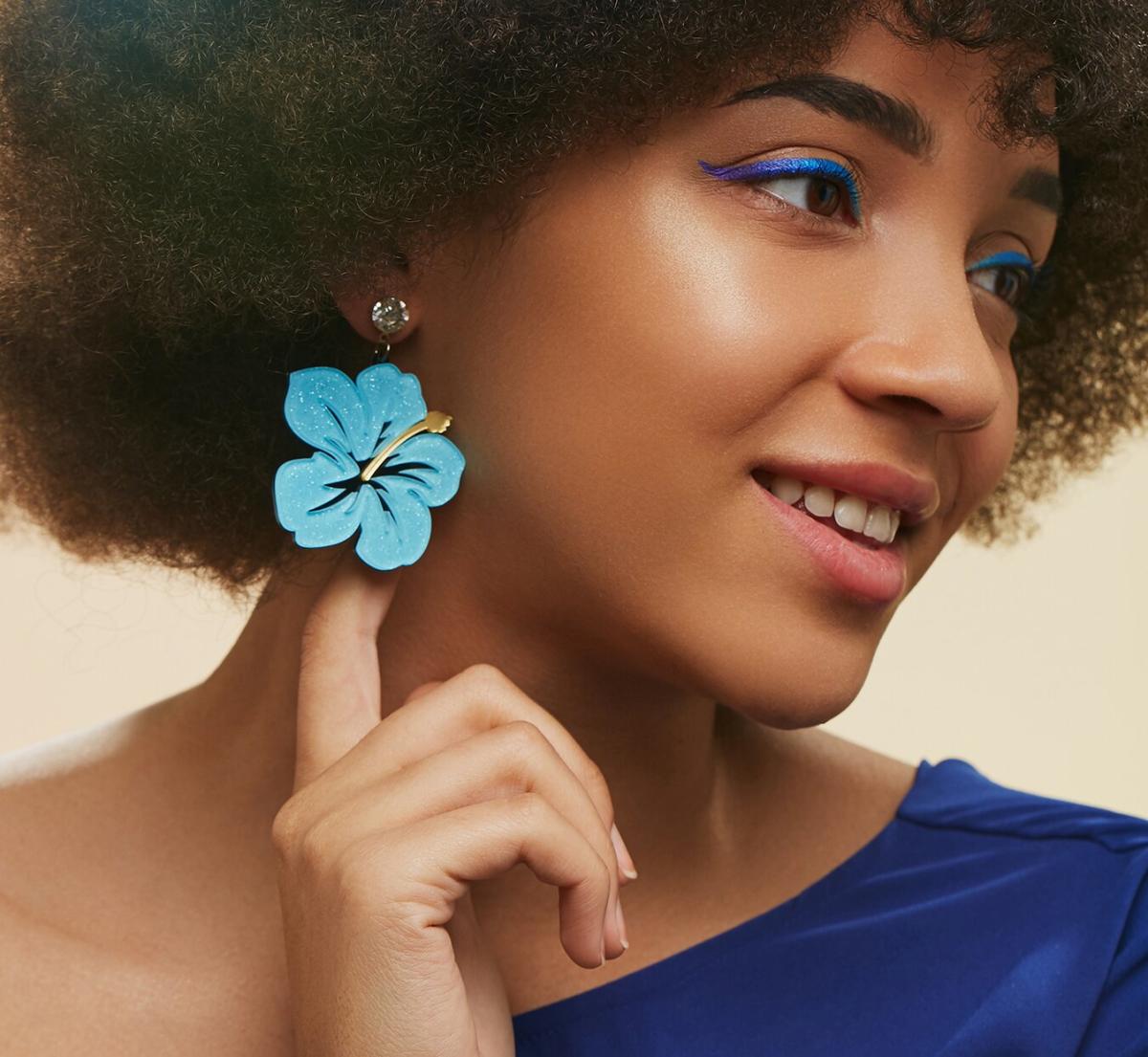 Upgrade your earring game with Lobe Wonder Stickers