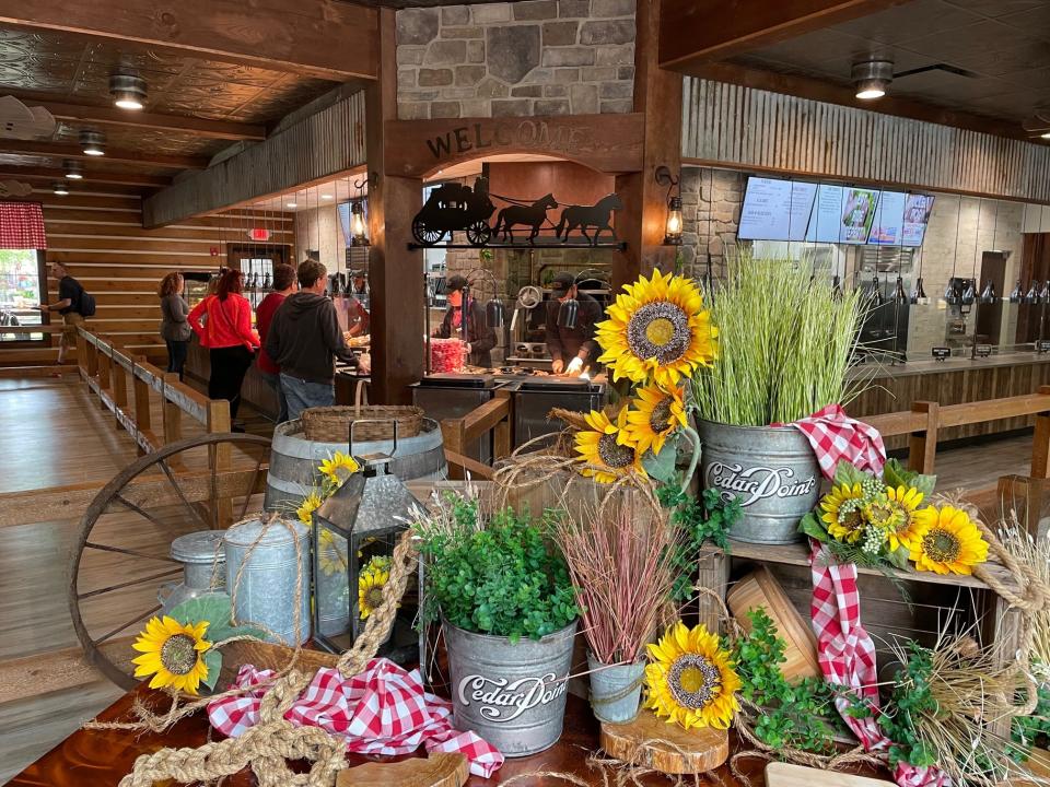 Guests order food at Cedar Point's new Farmhouse Kitchen & Grill.