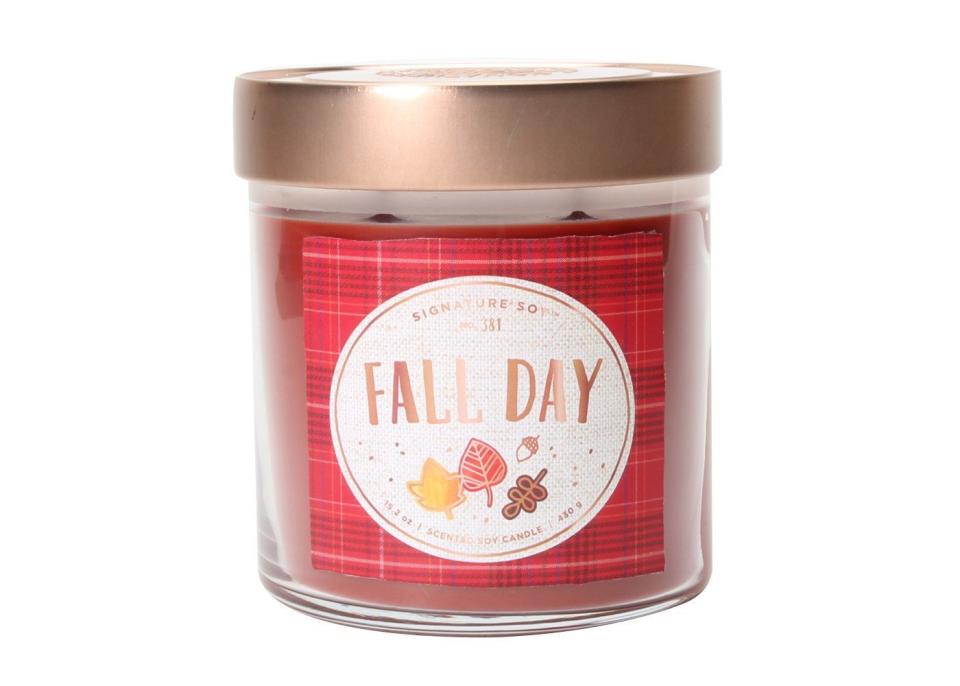 <strong><a href="https://www.target.com/p/15-2oz-large-lidded-jar-2-wick-candle-fall-day-signature-soy/-/A-53434148" target="_blank" rel="noopener noreferrer">Get it at Target</a></strong>, $10.&nbsp;