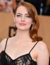 <p>We all know Emma Stone loves a bit of eyeshadow. The ‘La La Land’ star chose a subtle bottle green smokey eye that perfectly complimented her hair colour. [Photo: Getty] </p>