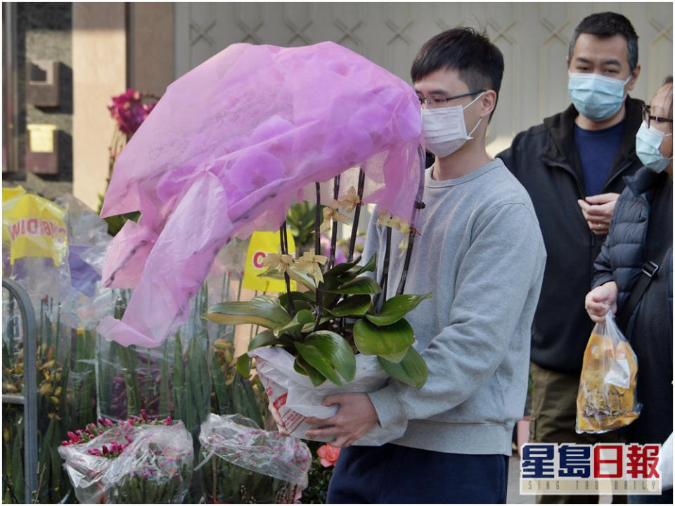 年宵花市去而復來，有花農對政府的決定到開心。資料圖片