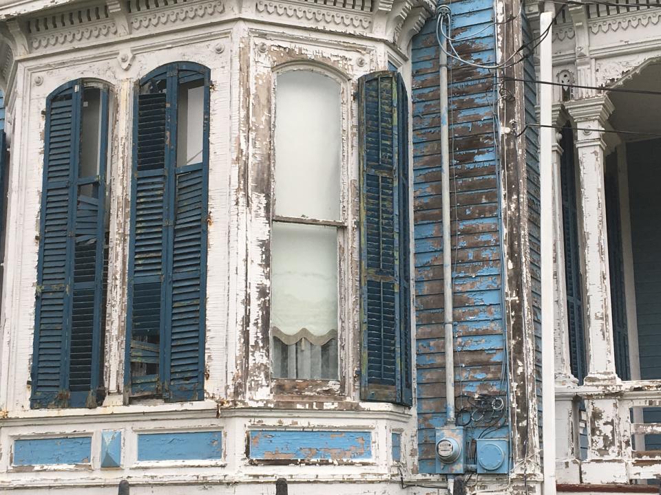 This zoomed-in look at the side of the Ryer House shows how dilapidated it has become.