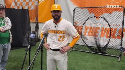 Tennessee baseball's Drew Beam and Tony Vitello on Blake Burke's metal bat breaking