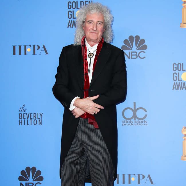 Ataque al corazón de Brian May fue confundido por su esposa con exceso de ejercicio credit:Bang Showbiz