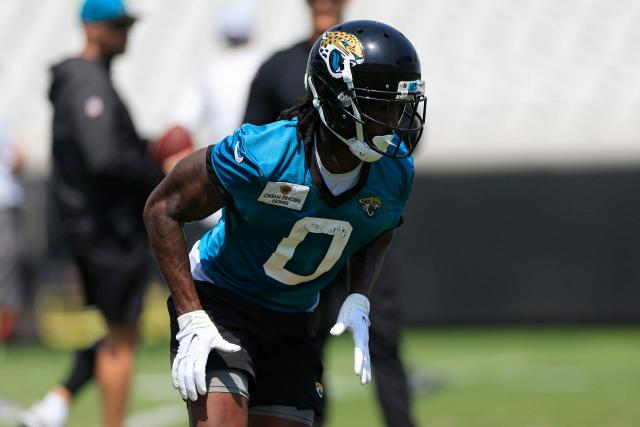 Jacksonville Jaguars sign multiple players to roster