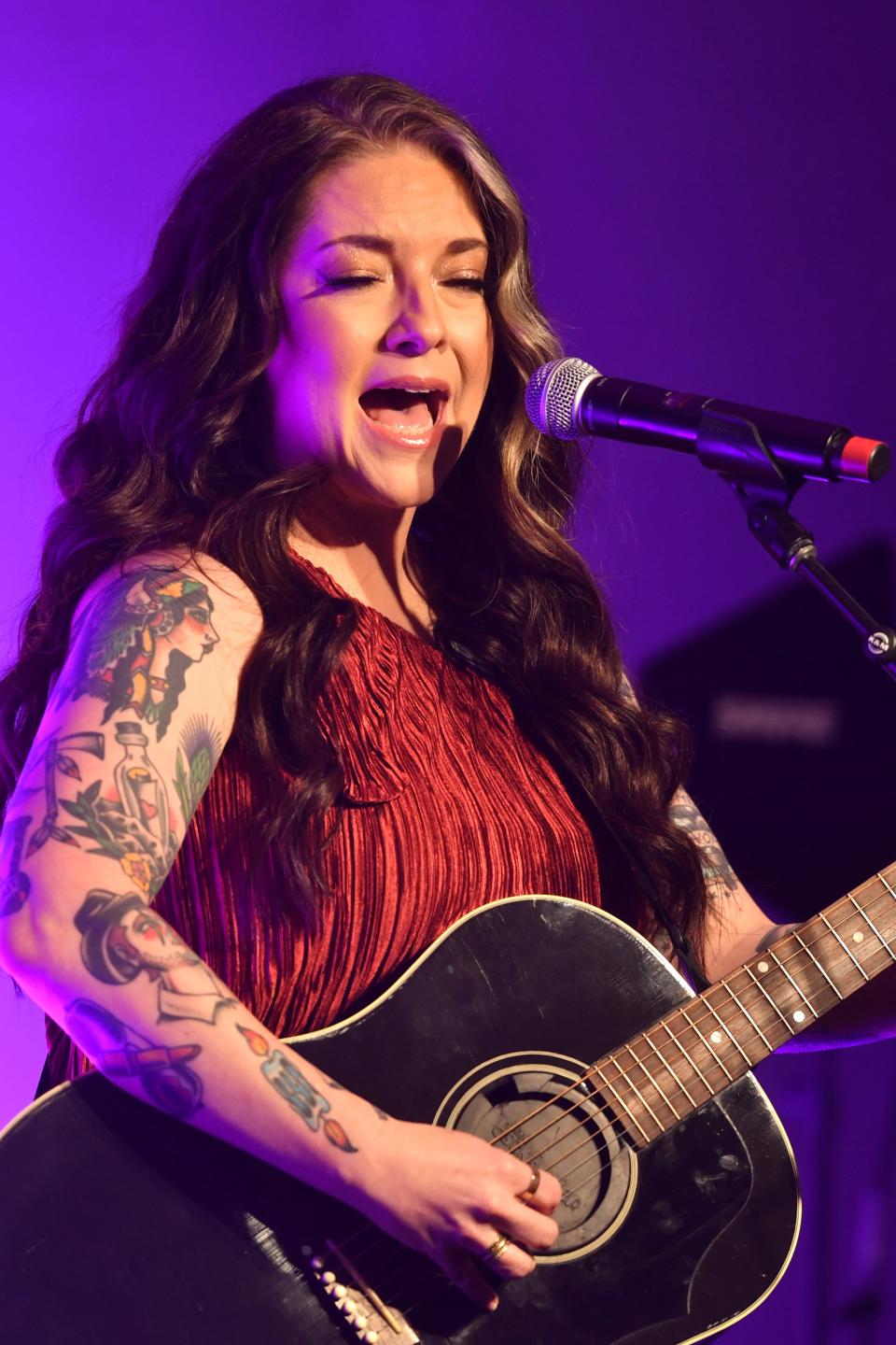 Ashley McBryde performs during the CMA Triple Play Awards on March 1 in Nashville