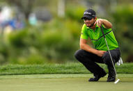 PALM BEACH GARDENS, FL - MARCH 01: Kyle Stanley lines up a putt on the 17th hole during the first round of the Honda Classic at PGA National on March 1, 2012 in Palm Beach Gardens, Florida. (Photo by Mike Ehrmann/Getty Images)