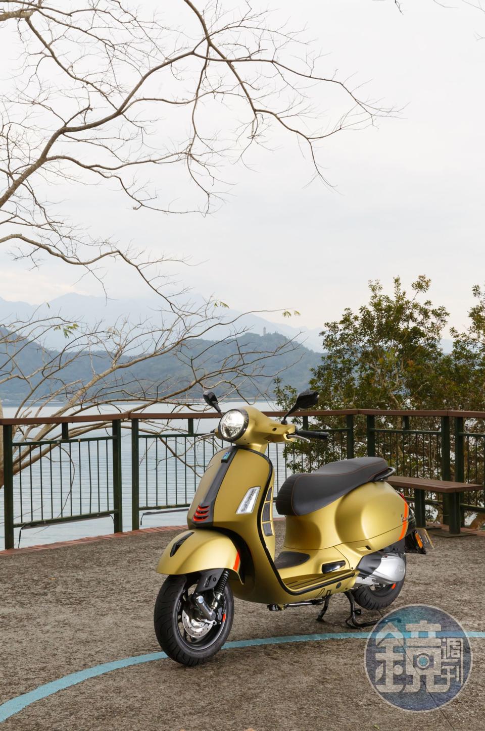 VESPA GTS 300