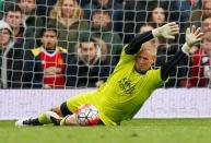 Britain Football Soccer - Manchester United v Leicester City - Barclays Premier League - Old Trafford - 1/5/16 Leicester's Kasper Schmeichel in action Action Images via Reuters / Jason Cairnduff