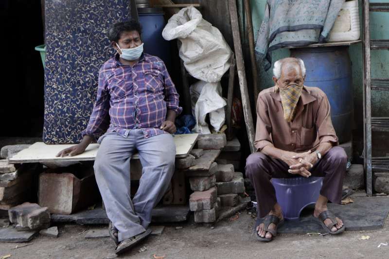 2020年3月，印度孟買（Mumbai）的達拉維（Dharavi）貧民窟傳出新冠肺炎疫情（AP）