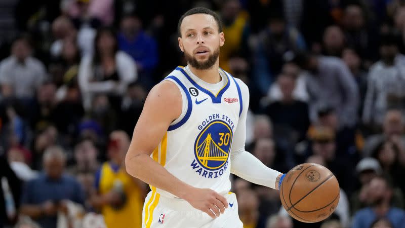 ▲勇士主將Stephen Curry率領球隊擊敗國王，系列賽形成2平。（圖／美聯社／達志影像）