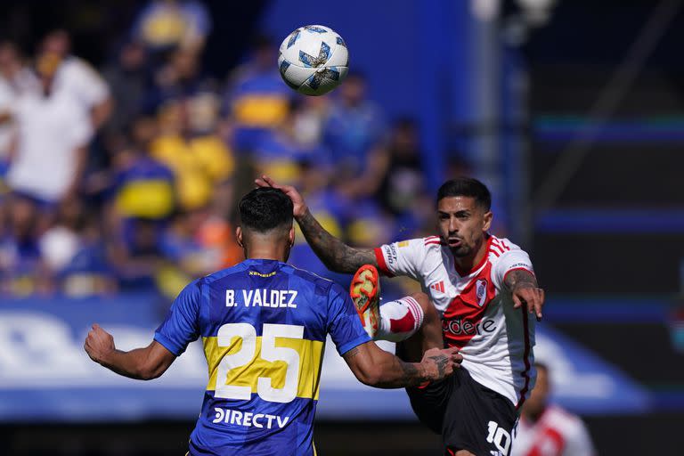 Boca vs River Copa de la Liga Profesional de fœtbol  2023
Lanzini y ValdŽz