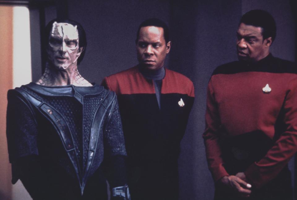 "Star Trek: Deep Space Nine" Marc Alaimo, Avery Brooks 1995