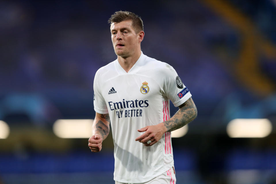 Toni Kroos durante la vuelta de semifinales de Champions frente al Chelsea. (Foto: James Williamson / AMA / Getty Images).