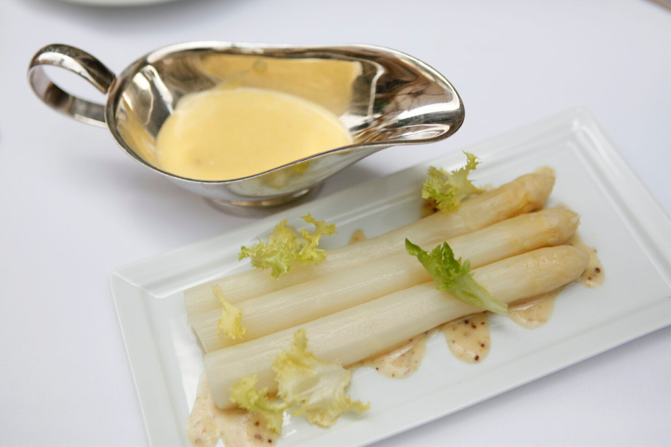 Main-course choices for Easter brunch at Le Bilboquet include halibut confit with saffron crispy rice; morel-and-asparagus vol-au-vent with herbs salad; and Le Bilboquet’s signature Cajun chicken. This is Easter white asparagus.