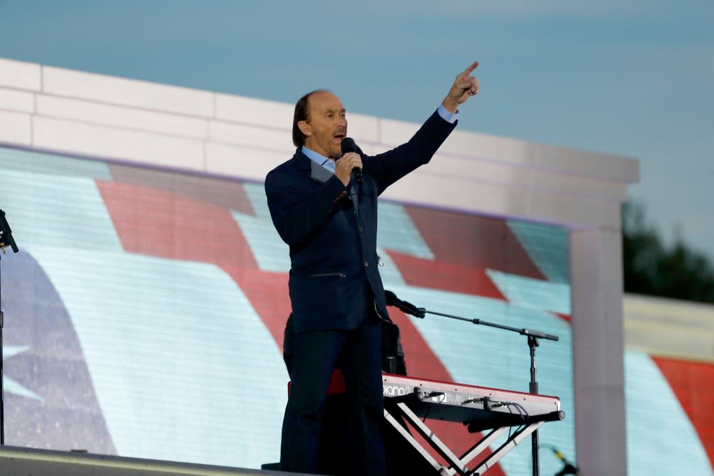 Greenwood performs during the inauguration concert at the Lincoln Memorial for Trump's inauguration on January 19, 2017. Photo by Aaron P. Bernstein/Getty Images