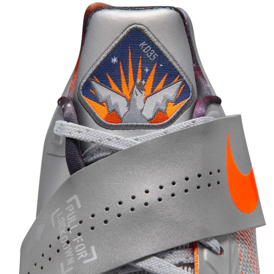 Nike KD 4 Galaxy Retro 