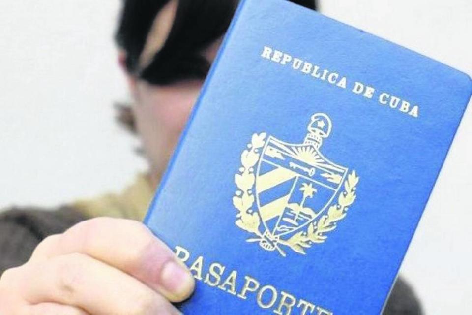 Pasaporte cubano.