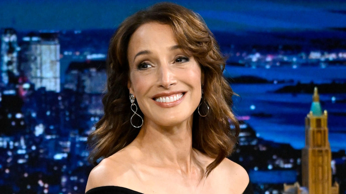 Jennifer Beals Was Hesitant To Accept Her Role In Flashdance Extended   49b075f3815c79b29312f11b4f1d1fc8