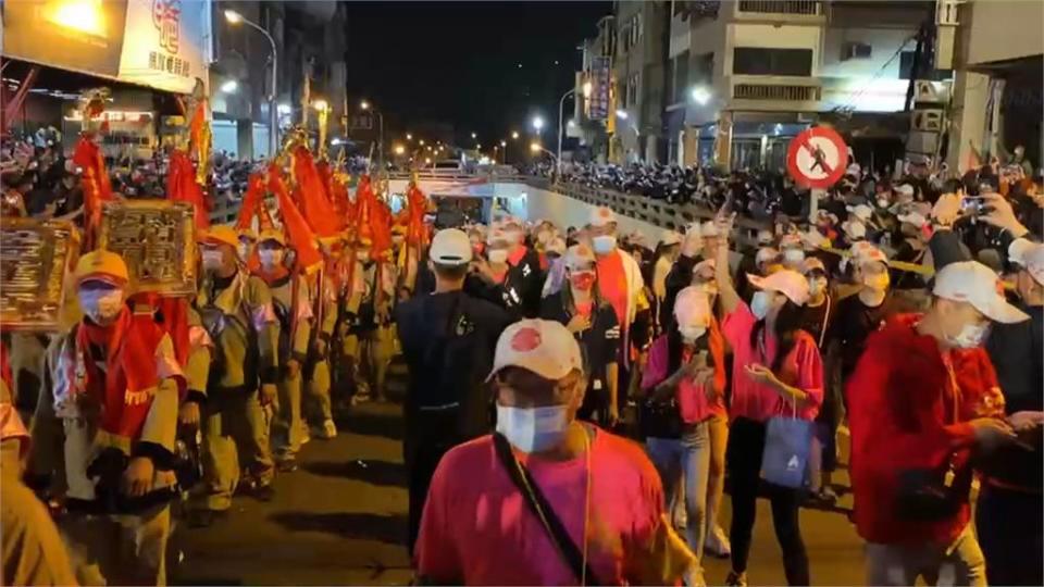 顏清標壓陣！ 大甲媽鑾轎 6分鐘通過民生地下道