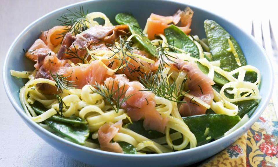 Smoked salmon pasta