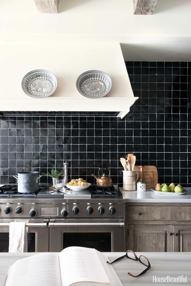 Solid Backsplash Behind Stove: The Genius Hack That Saves You