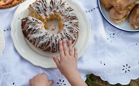 Lemon and lavender yogurt cake recipe