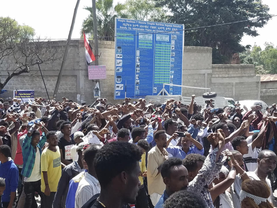 Stampede kills dozens in Ethiopia