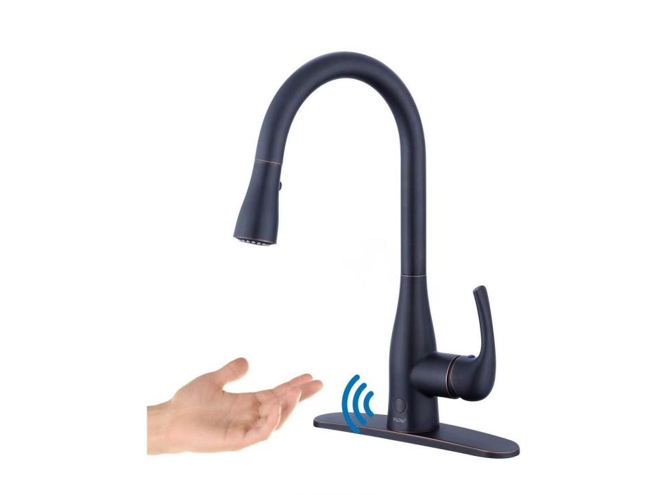 Motion Activated Single-Handle Pull-Down Sprayer Kitchen Faucet by Flow