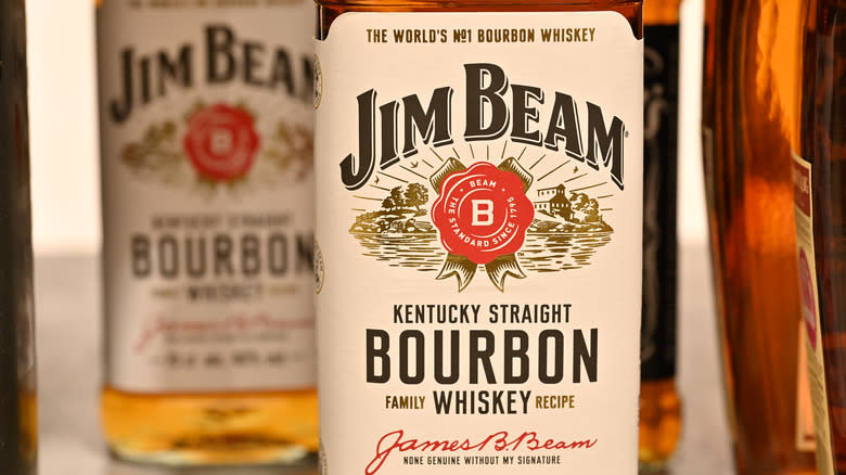 Jim Bean Kentucky Bourbon bottle