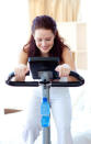 <b>11. Equipos de ejercicio</b> <br> El cuarto es para amarse, no para trabajar. Una cinta de caminar o una bicicleta fija en el cuarto hacen que encontrar pareja sea una tarea extenuante.